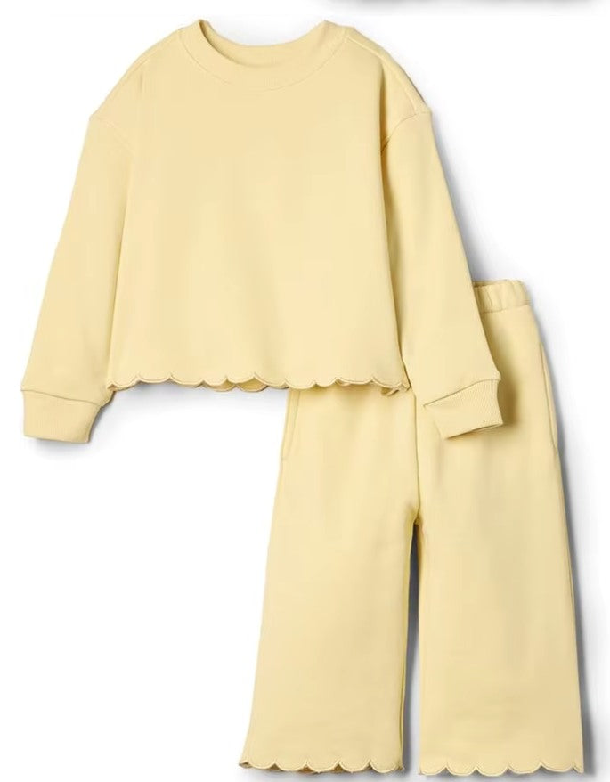 Scallop Pants Set